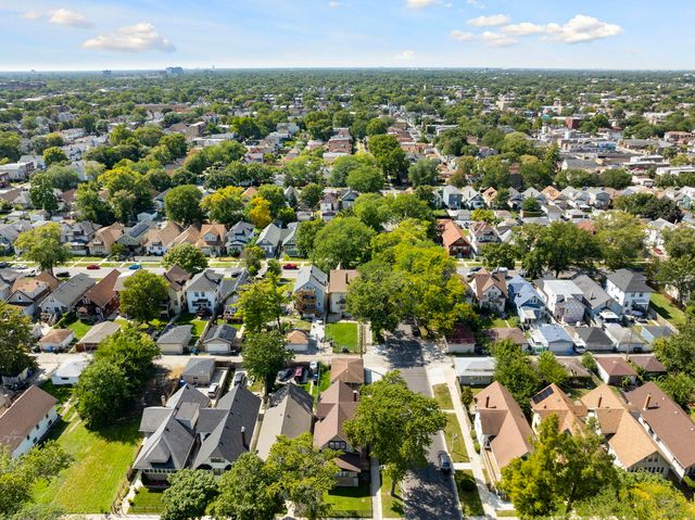 1059 N Lorel Avenue, Chicago, IL 60651