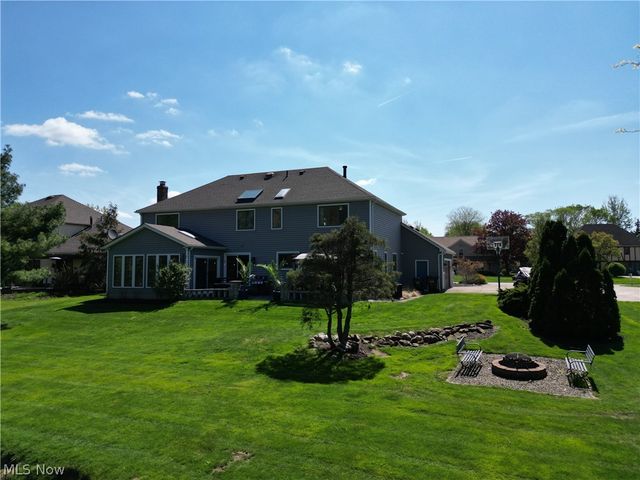 4420 Prestwick Crossing, Westlake, OH 44145