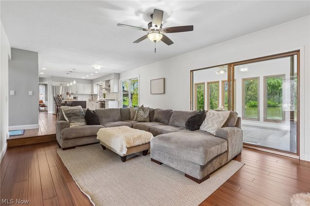 4420 Prestwick Crossing, Westlake, OH 44145