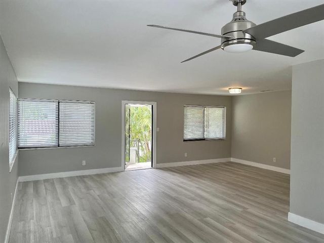 821 N Victoria Park Rd 7, Fort Lauderdale, FL 33304