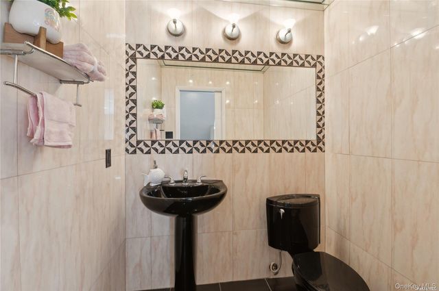 425 Shore Rd 2B, Long Beach, NY 11561