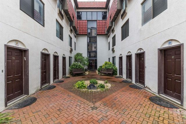 425 Shore Rd 2B, Long Beach, NY 11561