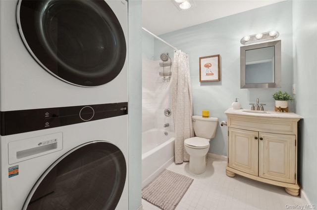 425 Shore Rd 2B, Long Beach, NY 11561