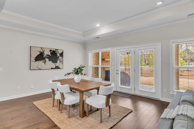 6412 Armstrong Dr, Hermitage, TN 37076