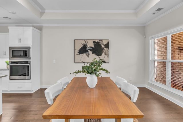 6412 Armstrong Dr, Hermitage, TN 37076