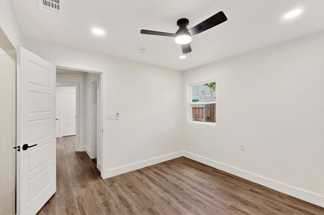 1822 Robinson Street, Irving, TX 75060