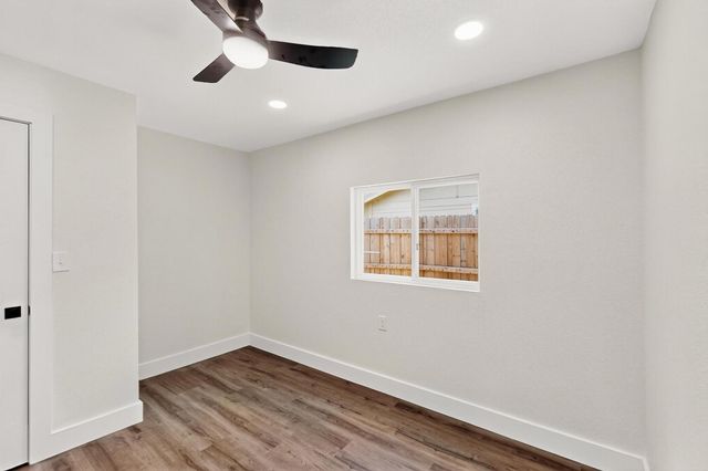 1822 Robinson Street, Irving, TX 75060