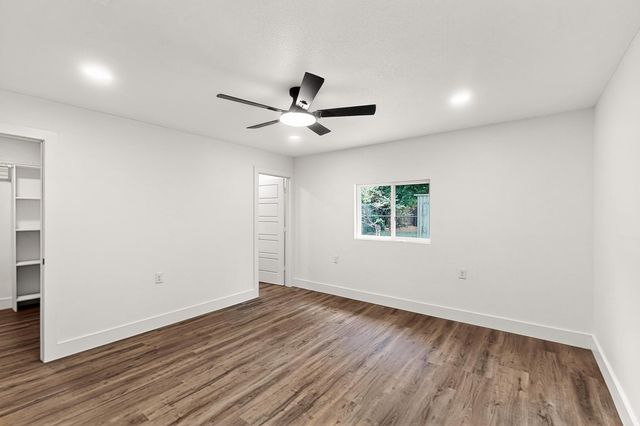 1822 Robinson Street, Irving, TX 75060