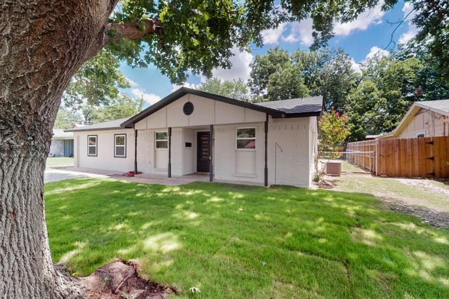 1822 Robinson Street, Irving, TX 75060