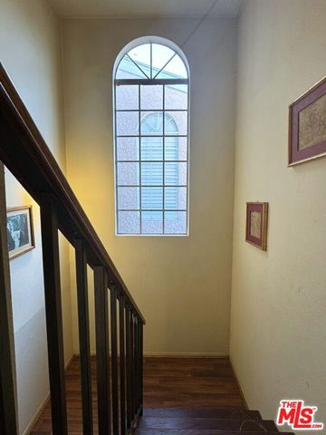 19928 Chase Street 27, Winnetka, CA 91306