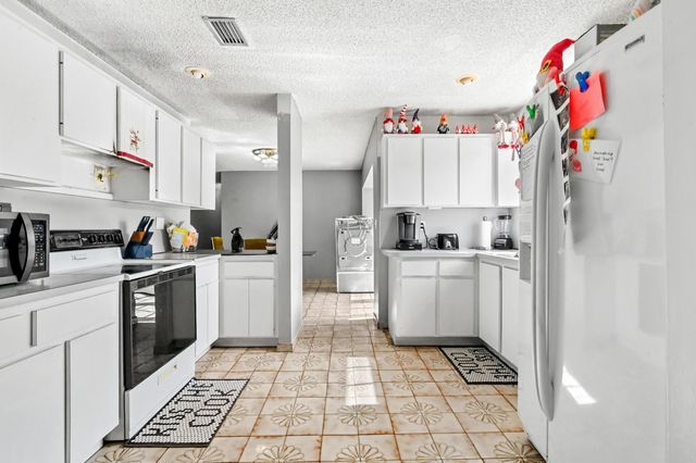 7337 SW 21st Street, Miami, FL 33155