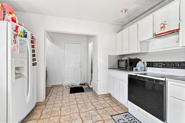7337 SW 21st Street, Miami, FL 33155