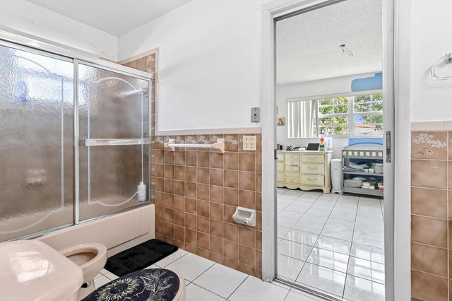 7337 SW 21st Street, Miami, FL 33155