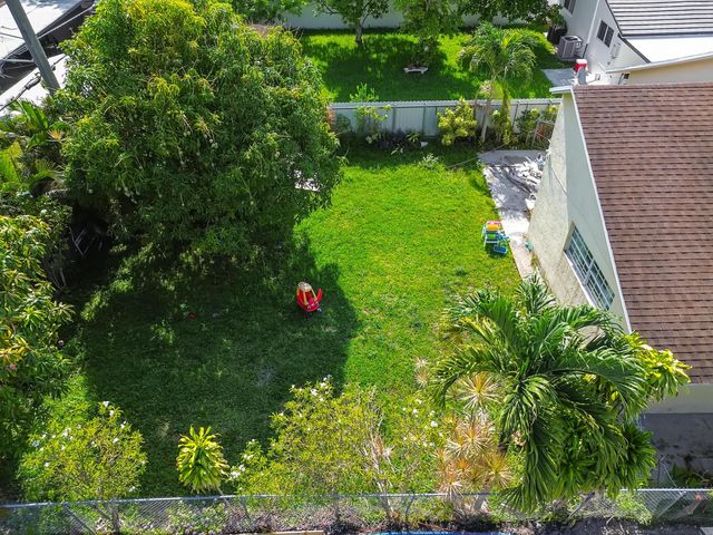 7337 SW 21st Street, Miami, FL 33155