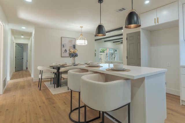 7737 Quinby Way, Sacramento, CA 95823