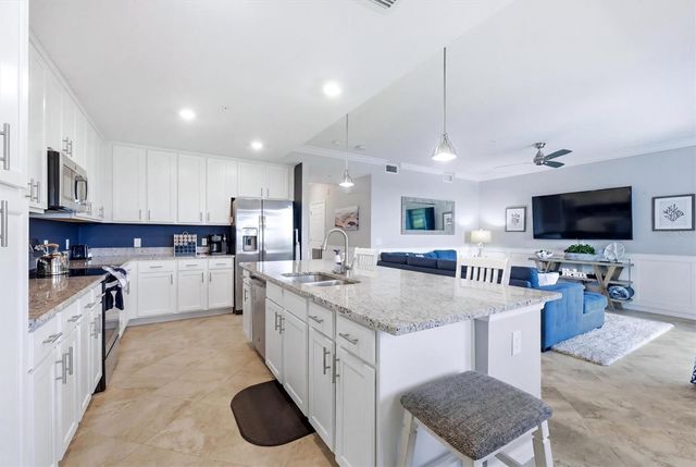 14081 HERITAGE LANDING BOULEVARD 222, Punta Gorda, FL 33955