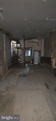 6124 MARKET ST, Philadelphia, PA 19139
