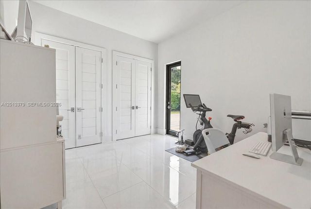 6785 SW 99th Ter, Pinecrest, FL 33156