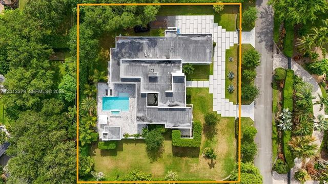 6785 SW 99th Ter, Pinecrest, FL 33156