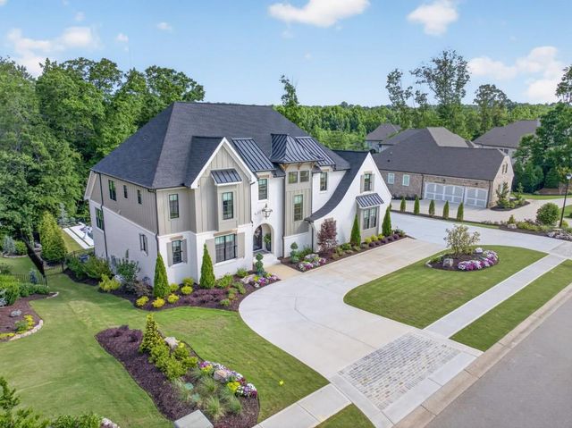 2072 Covered Bridge Drive, Braselton, GA 30517