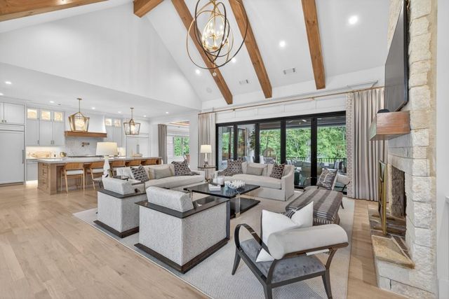 2072 Covered Bridge Drive, Braselton, GA 30517