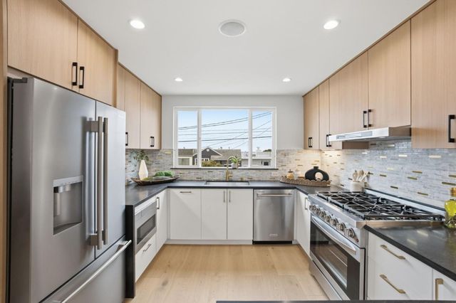 2470 43rd Avenue, San Francisco, CA 94116