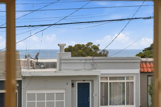 2470 43rd Avenue, San Francisco, CA 94116