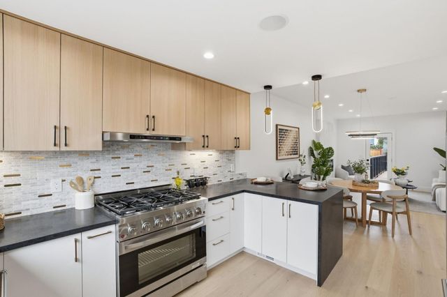 2470 43rd Avenue, San Francisco, CA 94116