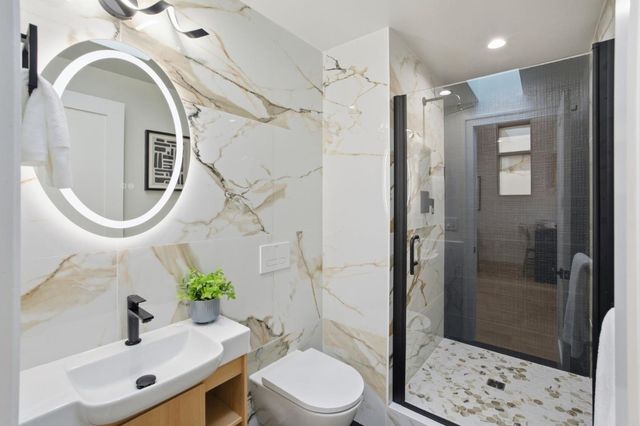 2470 43rd Avenue, San Francisco, CA 94116