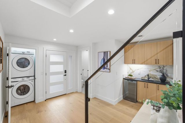 2470 43rd Avenue, San Francisco, CA 94116