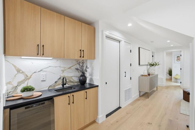 2470 43rd Avenue, San Francisco, CA 94116