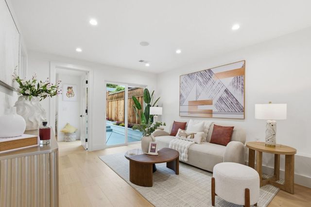 2470 43rd Avenue, San Francisco, CA 94116