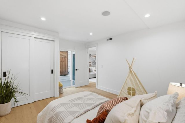 2470 43rd Avenue, San Francisco, CA 94116
