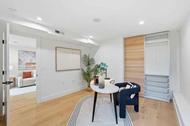 2470 43rd Avenue, San Francisco, CA 94116