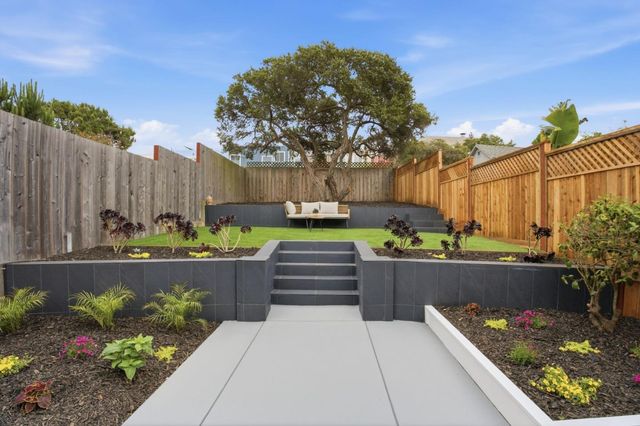 2470 43rd Avenue, San Francisco, CA 94116