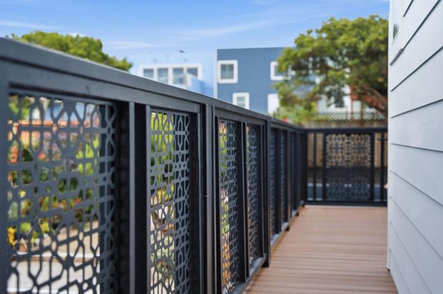 2470 43rd Avenue, San Francisco, CA 94116