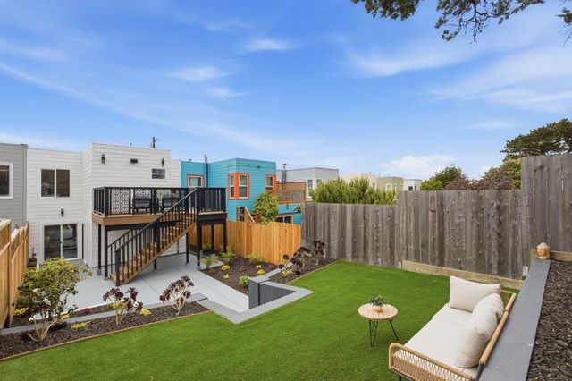 2470 43rd Avenue, San Francisco, CA 94116
