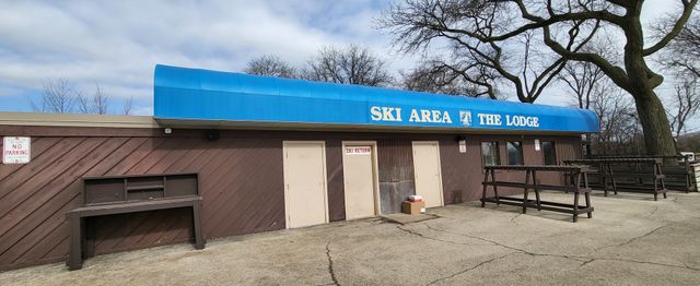 1607 E Maple Terrace 2D, Lisle, IL 60532