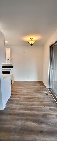 1607 E Maple Terrace 2D, Lisle, IL 60532