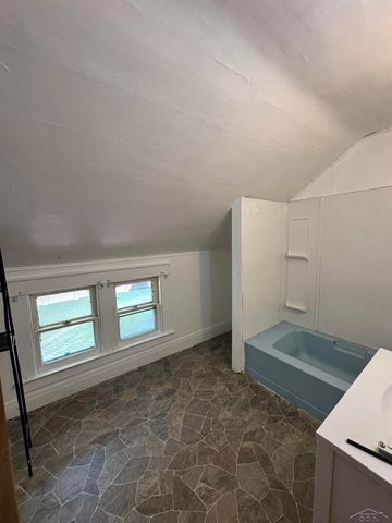 412 S 15th Street, Saginaw, MI 48601