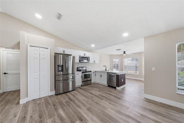 26939 HONEYMOON AVENUE, Leesburg, FL 34748