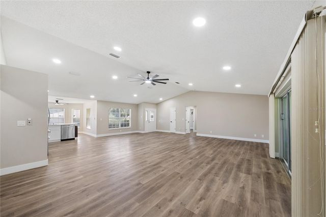 26939 HONEYMOON AVENUE, Leesburg, FL 34748