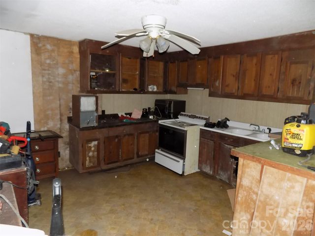 2605 Lowell Road, Gastonia, NC 28054