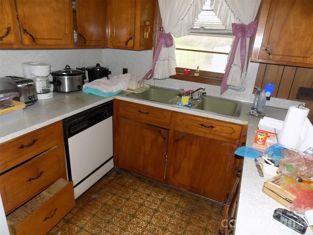 2605 Lowell Road, Gastonia, NC 28054