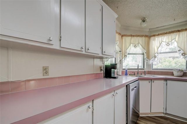 2757 KINGSWOOD CIRCLE, Brooksville, FL 34604