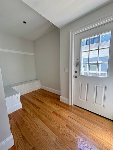 38 Laurel Street 2, Somerville, MA 02143