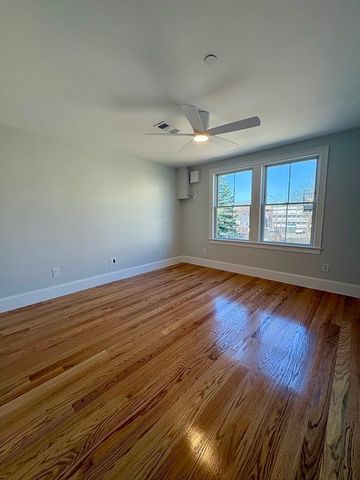 38 Laurel Street 2, Somerville, MA 02143