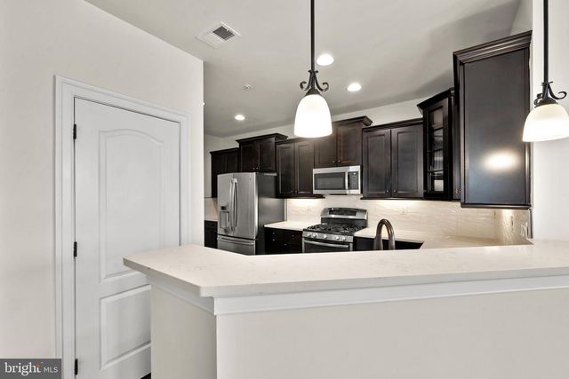42572 WILDLY TER, Ashburn, VA 20148