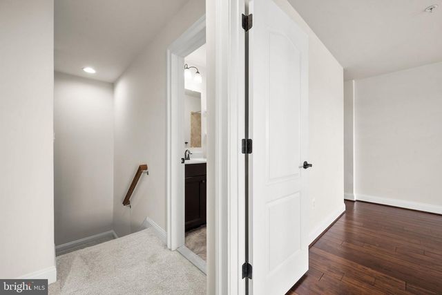 42572 WILDLY TER, Ashburn, VA 20148