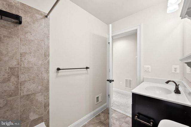 42572 WILDLY TER, Ashburn, VA 20148